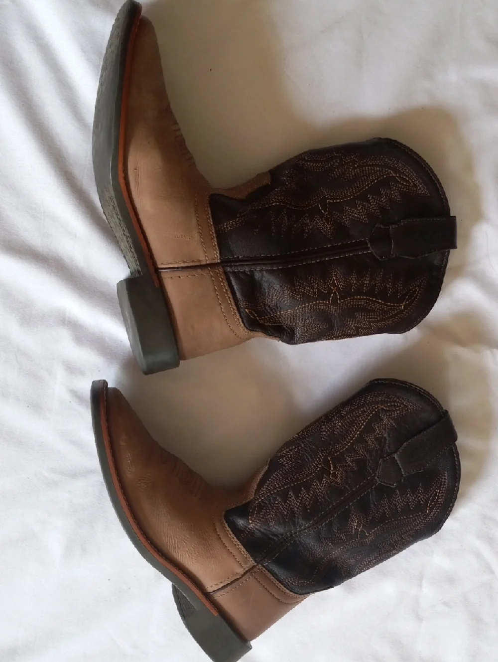 J.B. Dillon Boots Sz.4 - Picture 3 of 9